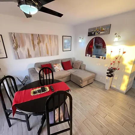 Apartment 108 Parque Cristina, Ocean View, Heated Pool, Free Wi Fi Costa Adeje (Tenerife)