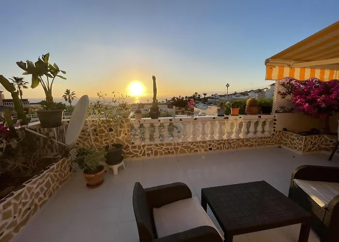 108 Parque Cristina, Ocean View, Heated Pool, Free Wi Fi Apartment