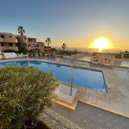 Апартаменты 108 Parque Cristina, Ocean View, Heated Pool, Free Wi Fi Адехе